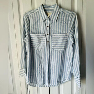 Michael Kors Button Front Collared Shirt Pale Chambray Stripes w/ GOLD METALLIC